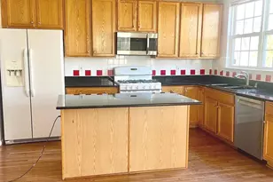 4395 Torrence Pl, Woodbridge, VA 22193 - Photo 2