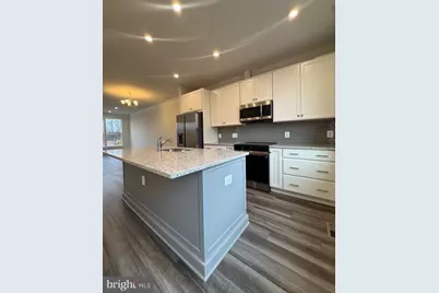 592 Watermans Drive, Woodbridge, VA 22191 - Photo 8