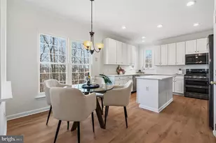 10052 Naughton Ct, Bristow, VA 20136 - Photo 14