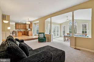 11218 Stonebrook Dr, Manassas, VA 20112 - Photo 8