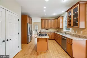 11218 Stonebrook Dr, Manassas, VA 20112 - Photo 6