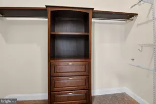 16942 Chesley Pl, Woodbridge, VA 22191 - Photo 20