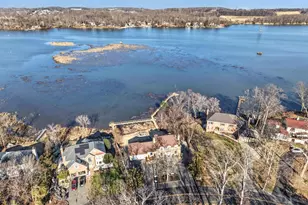 18505 Cabin Rd, Triangle, VA 22172 - Photo 2