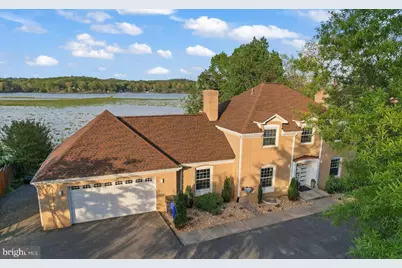 18505 Cabin Road, Triangle, VA 22172 - Photo 1