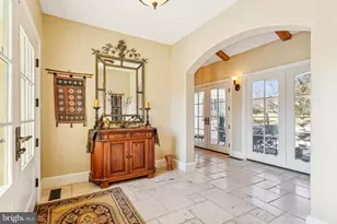 15815 Spyglass Hill Loop, Gainesville, VA 20155 - Photo 8