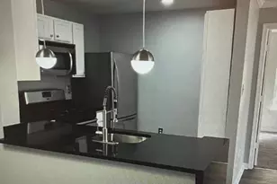 1061 Gardenview Loop, Woodbridge, VA 22191 - Photo 2