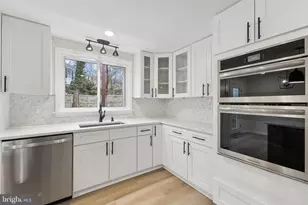 15915 Fairway Dr, Dumfries, VA 22025 - Photo 10