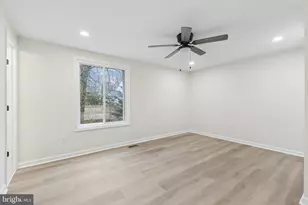 15915 Fairway Dr, Dumfries, VA 22025 - Photo 14