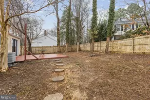 15915 Fairway Dr, Dumfries, VA 22025 - Photo 24