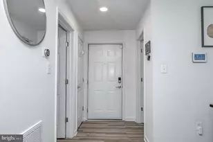 1066 Gardenview Loop, Woodbridge, VA 22191 - Photo 2