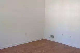 16565 Sherwood Pl, Woodbridge, VA 22191 - Photo 2