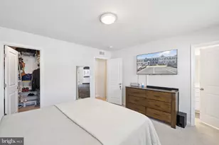 18255 Summit Pointe Dr, Triangle, VA 22172 - Photo 12