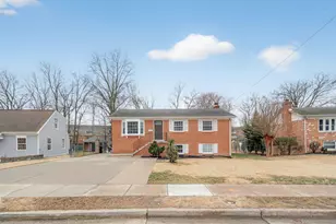 10127 Lomond Dr, Manassas, VA 20109 - Photo 1