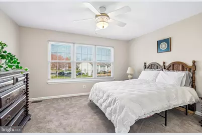 11720 Tolson Place #11720, Woodbridge, VA 22192 - Photo 16