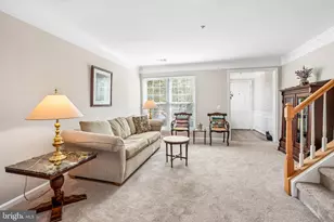 11720 Tolson Pl, Woodbridge, VA 22192 - Photo 4