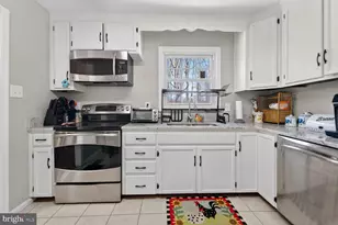 12000 Falling Creek Dr, Manassas, VA 20112 - Photo 10