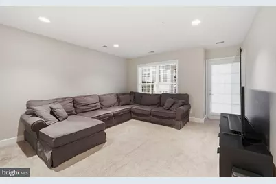 14671 Crossfield Way, Woodbridge, VA 22191 - Photo 4