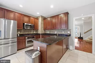 14671 Crossfield Way, Woodbridge, VA 22191 - Photo 12