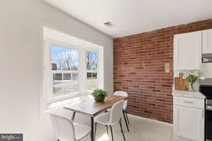 14748 Tamarack Pl, Woodbridge, VA 22191 - Photo 10