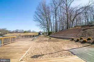 15795 Widewater Dr, Dumfries, VA 22025 - Photo 52