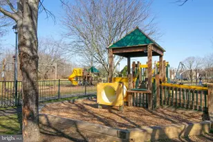 15795 Widewater Dr, Dumfries, VA 22025 - Photo 42