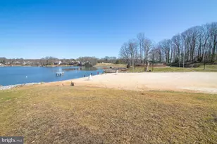 15795 Widewater Dr, Dumfries, VA 22025 - Photo 50