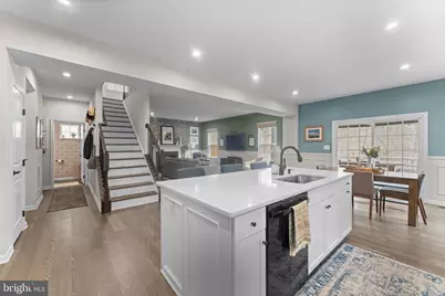 4545 Cotswold Manor Loop, Woodbridge, VA 22192 - Photo 22