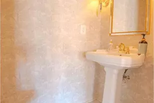 6223 Aster Haven Cir, Haymarket, VA 20169 - Photo 4