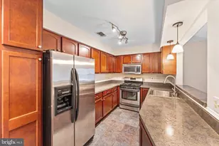 12569 Kempston Ln, Woodbridge, VA 22192 - Photo 20