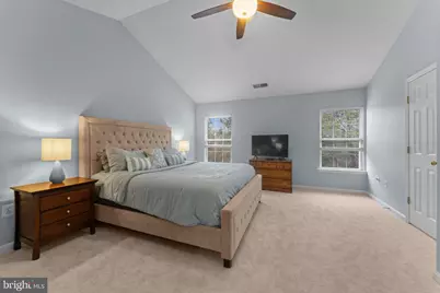 14301 Legend Glen Court, Gainesville, VA 20155 - Photo 32