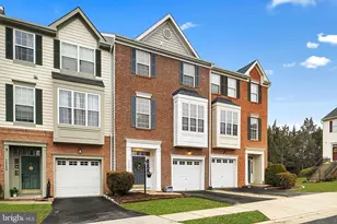 14301 Legend Glen Ct, Gainesville, VA 20155 - Photo 2