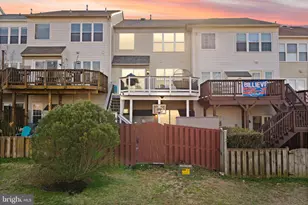 11521 Bertram St, Woodbridge, VA 22192 - Photo 2