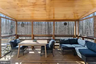 5383 Cleburne Ln, Woodbridge, VA 22192 - Photo 22