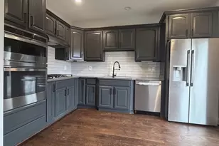 8943 Brewer Creek Pl, Manassas, VA 20109 - Photo 2