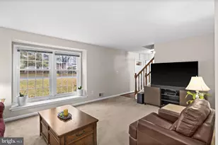 9847 Alan Ct, Manassas, VA 20109 - Photo 6