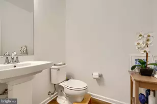 2596 Neabsco Common Pl, Woodbridge, VA 22191 - Photo 32