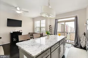 15995 Marsh Pl, Haymarket, VA 20169 - Photo 24