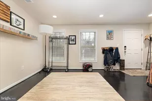 15995 Marsh Pl, Haymarket, VA 20169 - Photo 4