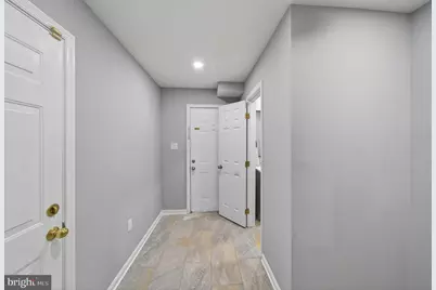 6934 Village Stream Place, Gainesville, VA 20155 - Photo 4