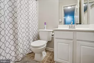 5043 Anchorstone Dr, Woodbridge, VA 22192 - Photo 26