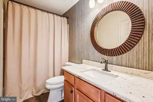 16368 Gangplank Ln, Woodbridge, VA 22191 - Photo 12