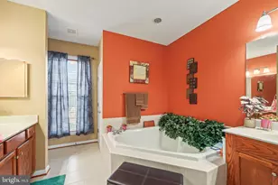 2725 Celestial Dr, Woodbridge, VA 22191 - Photo 24