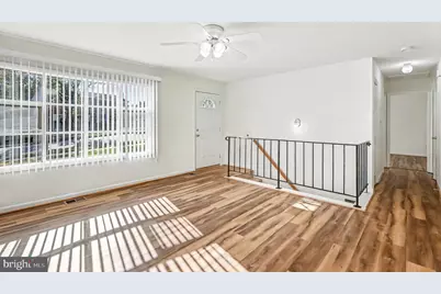 13828 Londonderry Court, Woodbridge, VA 22193 - Photo 10