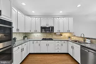 5728 Wheelwright Way, Haymarket, VA 20169 - Photo 20