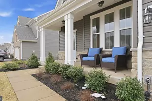 9441 Deschamp Ct, Manassas, VA 20112 - Photo 4