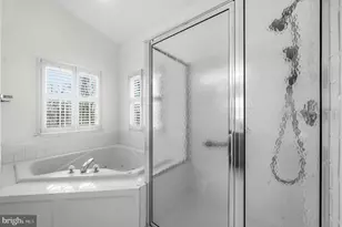 17988 Swans Creek Ln, Dumfries, VA 22026 - Photo 30