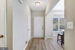 7572 Helmsdale Pl, Manassas, VA 20109 - Photo 2