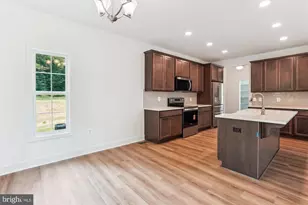 2107 Youngs Dr, Haymarket, VA 20169 - Photo 6