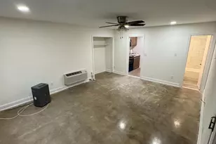 13201 Conrad Ct, Woodbridge, VA 22191 - Photo 4