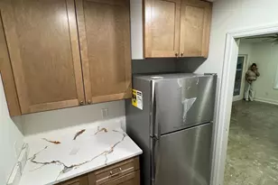 13201 Conrad Ct, Woodbridge, VA 22191 - Photo 6